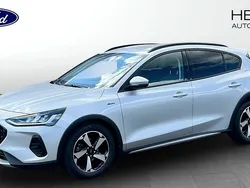 Grå (grey) Begagnad 2022 Ford Focus Active Halvkombi | 209 000 kr (Marknadspris)