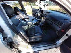 Silver Begagnad 2004 Toyota Avensis Kombi | 25 500 kr (Marknadspris)