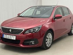 Ljusröd Begagnad 2017 Peugeot 308 Allure | 114 800 kr (Marknadspris)