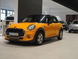 Orange Begagnad 2015 Mini Cooper Pepper Halvkombi | 104 800 kr (Marknadspris)