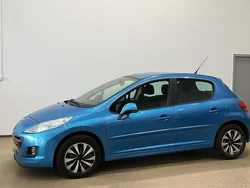 Blå Begagnad 2012 Peugeot 207 Halvkombi | 57 000 kr (Marknadspris)