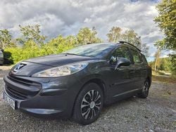 Grå Begagnad 2008 Peugeot 207 Kombi | 39 500 kr (Marknadspris)