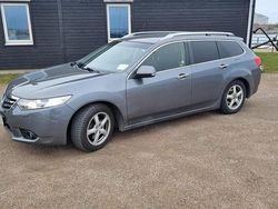 Grå Begagnad 2014 Honda Accord Elegance Kombi | 99 000 kr