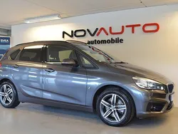 Mineralgrå metallic Begagnad 2016 BMW 225 Sport Line Minibuss | 199 900 kr