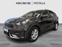 Grå Begagnad 2017 Kia Niro Advance SUV | 149 000 kr (Marknadspris)