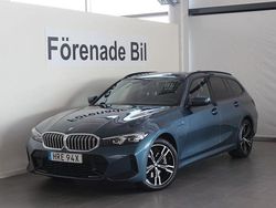 Arctic race blå metallic Begagnad 2025 BMW 330 M Sport Kombi | 489 000 kr