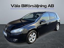 Svart Begagnad 2011 VW Golf VI Halvkombi | 49 900 kr (Marknadspris)