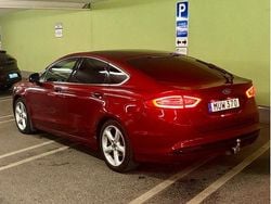 Röd Begagnad 2016 Ford Mondeo Sedan | 80 000 kr (Superpris)