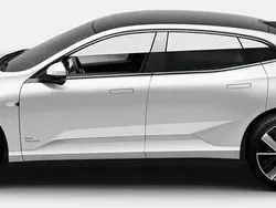 Vit Ny 2024 Polestar 4 Long Range Single Motor SUV | 698 000 kr