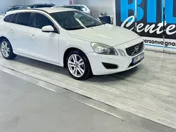 Vit Begagnad 2013 Volvo V60 Momentum Kombi | 88 000 kr (Bra pris)