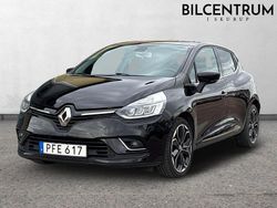 Svart Begagnad 2017 Renault Clio IV Intens Halvkombi | 79 900 kr (Marknadspris)
