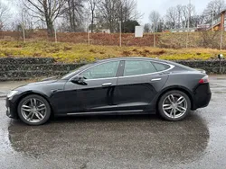 Svart Begagnad 2020 Tesla Model S Long Range Sedan | 225 000 kr