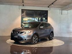 Grå Begagnad 2015 Nissan Qashqai SUV | 129 000 kr (Marknadspris)
