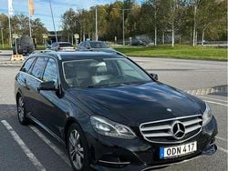 Svart Begagnad 2016 Mercedes E220 Kombi | 104 900 kr (Marknadspris)