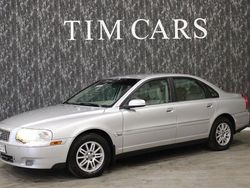Ljusgrå Begagnad 2004 Volvo S80 Business Edition Sedan | 27 999 kr (Marknadspris)