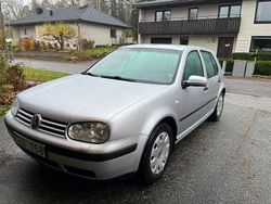 Silver Begagnad 2002 VW Golf IV Basis Halvkombi | 20 000 kr (Bra pris)