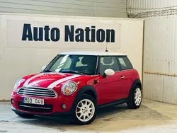 Röd Begagnad 2012 Mini Cooper D Halvkombi | 99 900 kr (Lite dyr)
