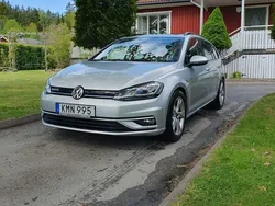 Silver Begagnad 2018 VW Golf VII Kombi | 218 000 kr (Dyr)