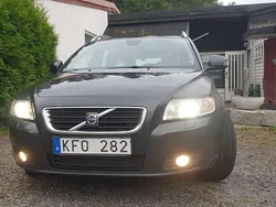 Grå Begagnad 2010 Volvo V50 Momentum Kombi | 32 500 kr (Marknadspris)