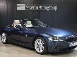 Mörkblå Begagnad 2005 BMW Z4 Cab | 169 000 kr (Lite dyr)