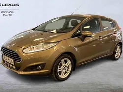 Brun Begagnad 2014 Ford Fiesta Halvkombi | 114 000 kr (Marknadspris)