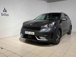 Grå Begagnad 2018 Kia Niro SUV | 189 800 kr