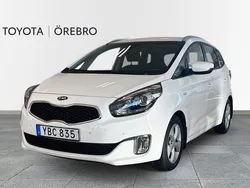 Vit Begagnad 2015 Kia Carens Minibuss | 169 900 kr