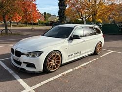 Vit Begagnad 2019 BMW 320 M Sport Kombi | 255 000 kr (Marknadspris)