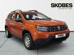 Orange Begagnad 2023 Dacia Duster Essentiel SUV | 168 900 kr (Marknadspris)