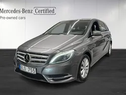 Gråmetallic Begagnad 2013 Mercedes B180 Minibuss | 134 900 kr (Lite dyr)