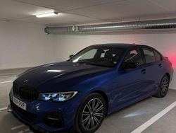 Blå Begagnad 2020 BMW 330e M Sport Sedan | 330 000 kr (Marknadspris)
