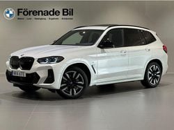 Vit Begagnad 2024 BMW iX3 M Sport SUV | 579 000 kr (Marknadspris)