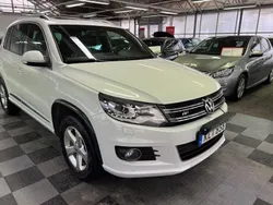 Vit Begagnad 2015 VW Tiguan Sport SUV | 169 000 kr (Marknadspris)