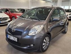 Grå Begagnad 2008 Toyota Yaris Halvkombi | 29 999 kr (Marknadspris)