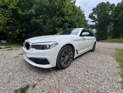 Vit Begagnad 2019 BMW 520 Sport Line Kombi | 249 000 kr (Superpris)