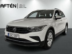 Vit Begagnad 2022 VW Tiguan SUV | 289 800 kr (Bra pris)