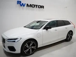 Vit Begagnad 2018 Volvo V90 R-Design Kombi | 319 800 kr (Marknadspris)