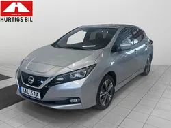 Silver Begagnad 2021 Nissan Leaf Tekna Halvkombi | 189 900 kr (Marknadspris)