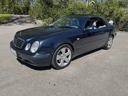 Blå Begagnad 1999 Mercedes CLK320 Elegance Cab | 35 000 kr