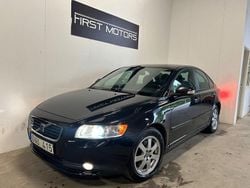 Svart Begagnad 2009 Volvo S40 Momentum Sedan | 55 900 kr (Marknadspris)