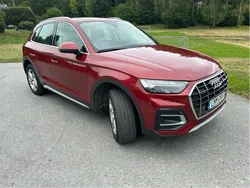 Röd Begagnad 2021 Audi Q5 Comfort SUV | 319 000 kr (Superpris)