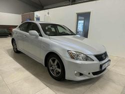 Ljusblå Begagnad 2006 Lexus IS250 Sedan | 69 500 kr (Marknadspris)
