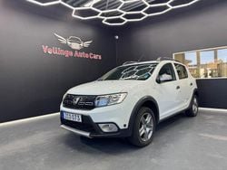 Vit Begagnad 2017 Dacia Sandero Stepway Halvkombi | 69 900 kr (Bra pris)