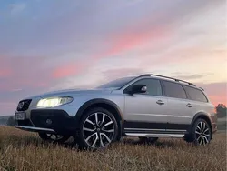 Silver Begagnad 2016 Volvo XC70 Dynamic SUV | 215 000 kr (Marknadspris)