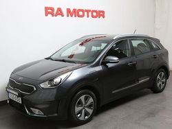 Grå Begagnad 2018 Kia Niro Advance SUV | 179 900 kr (Marknadspris)