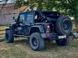 Svart Begagnad 2014 Jeep Wrangler Unlimited SUV | 267 500 kr (Marknadspris)