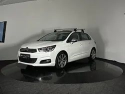 Vit Begagnad 2015 Citroën C4 PureTech Halvkombi | 79 900 kr (Dyr)