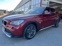 Röd Begagnad 2009 BMW X1 SUV | 69 900 kr (Marknadspris)