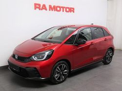 Crystal red metallic Ny 2025 Honda Jazz Advance Halvkombi | 304 900 kr (Marknadspris)