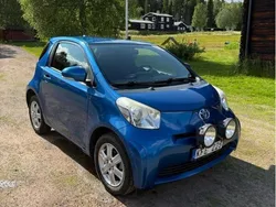 Blå Begagnad 2009 Toyota iQ Halvkombi | 35 000 kr (Marknadspris)